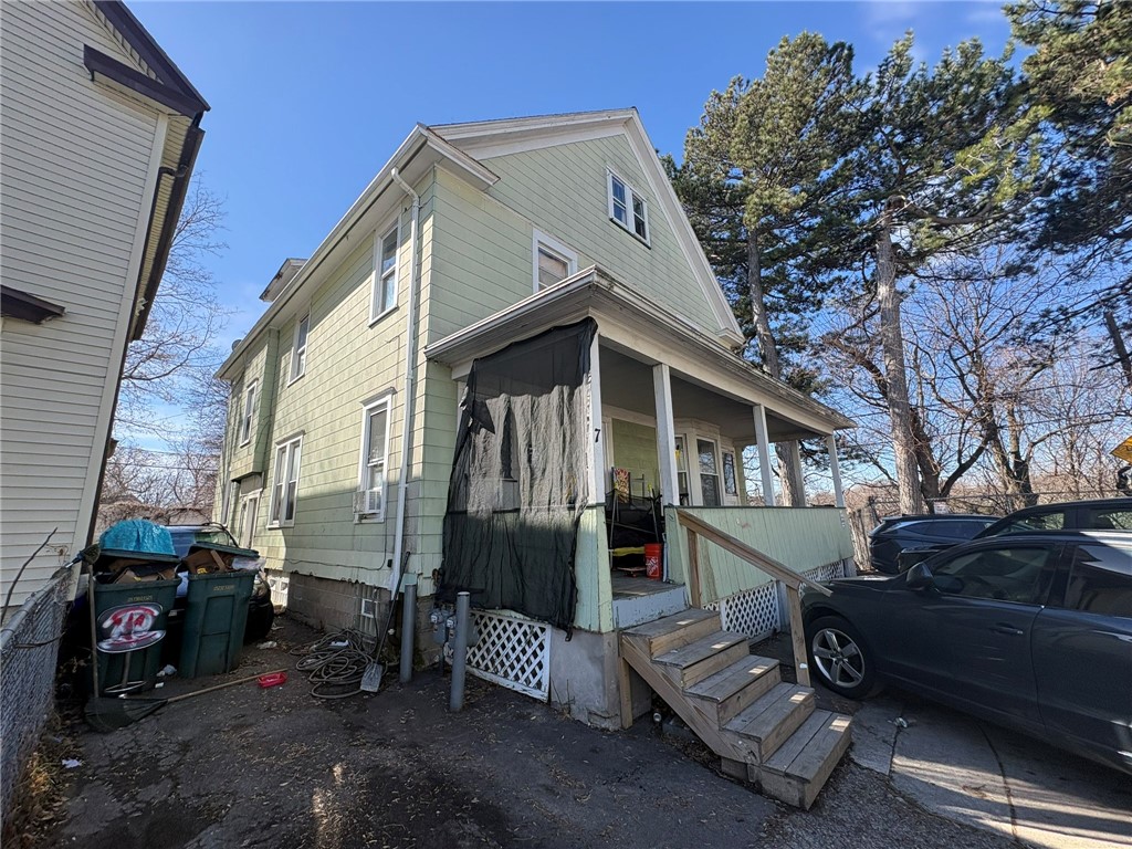 7 Riverbank Place Rochester, NY 14621 - Photo 2 of 43