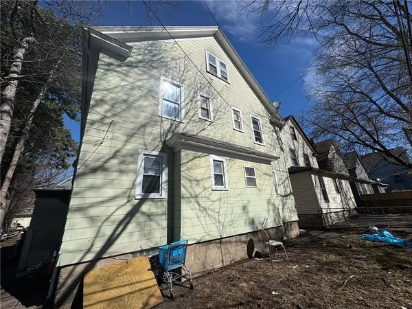 $150,000 | 7 Riverbank Place, Rochester, NY 14621