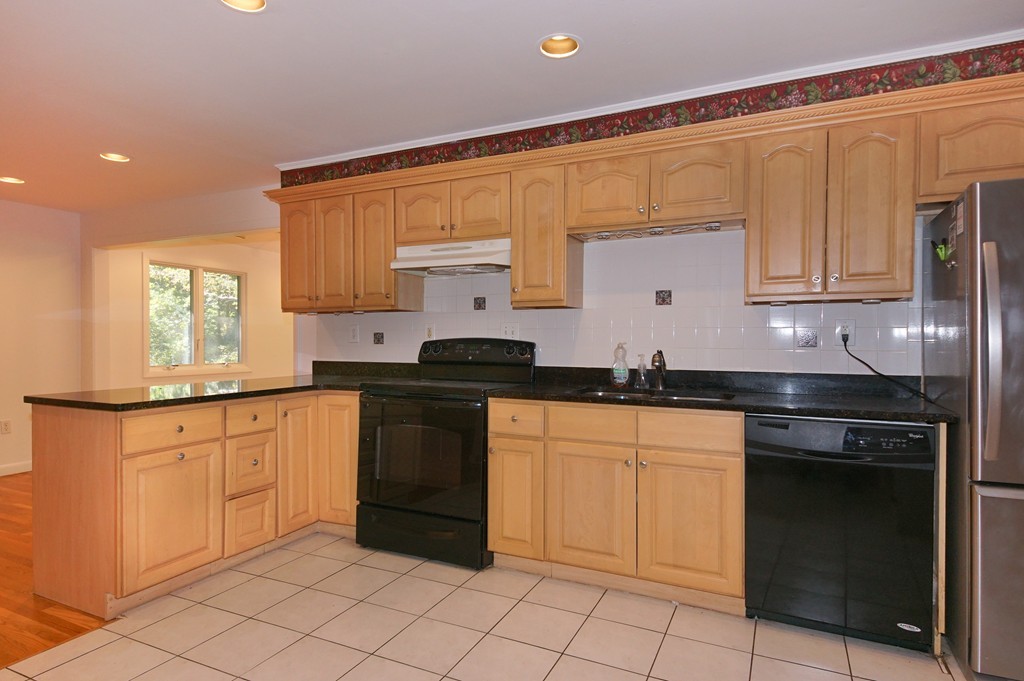 361 Dutton Road Sudbury, MA 01776 - Photo 8 of 27