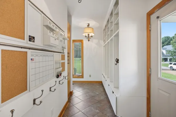 $1,299,000 | 1208 Davidson Lane, Columbia, TN 38401