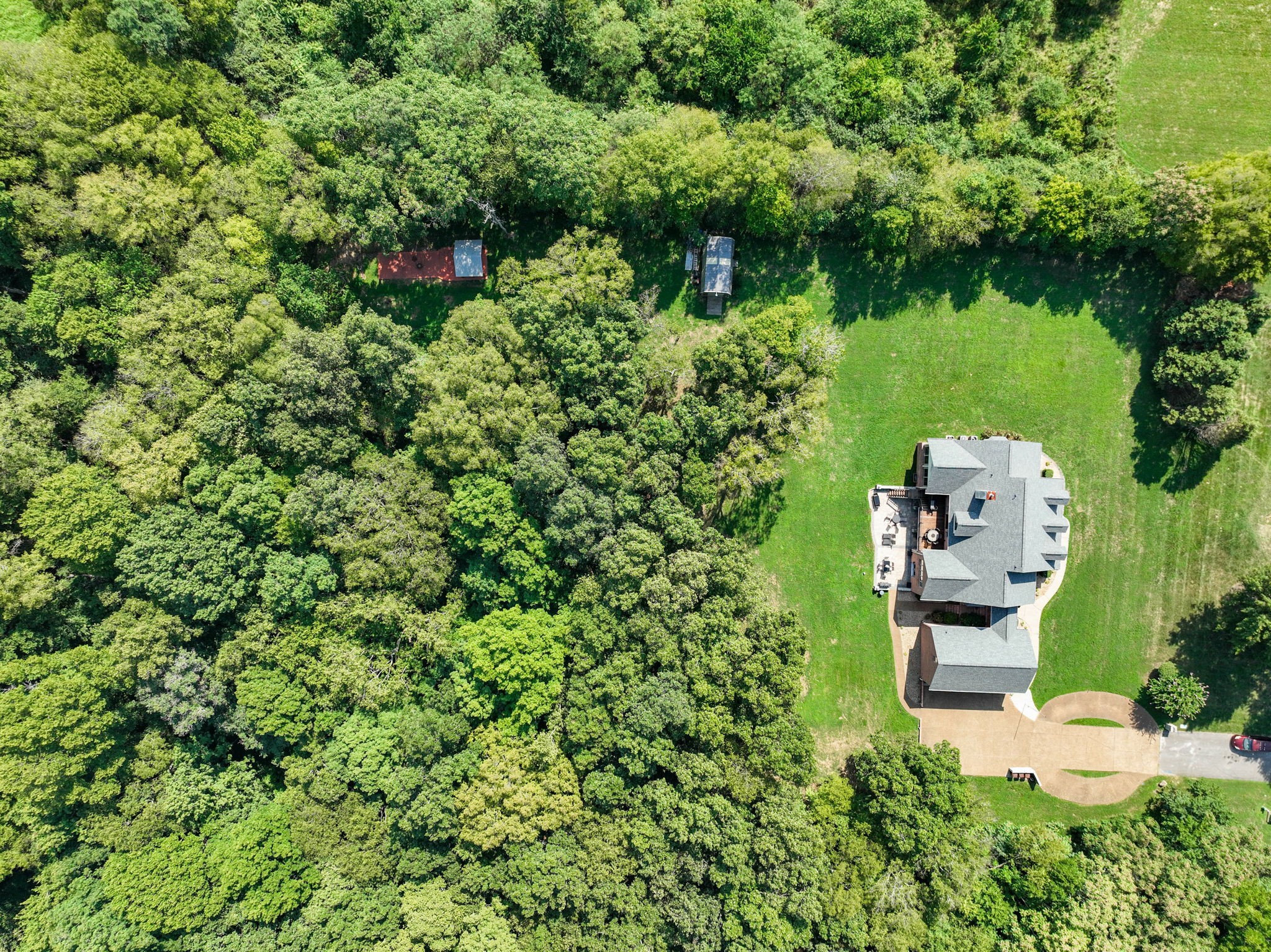 1208 Davidson Lane Columbia, TN 38401 - Photo 84 of 85 an aerial view of a house with a yard