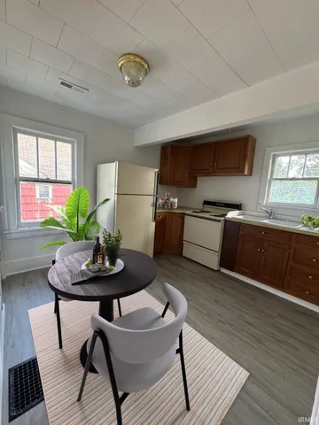 $270,000 | 701 East Walnut Street, Kokomo, IN 46901