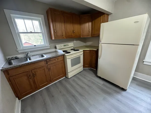 $270,000 | 701 East Walnut Street, Kokomo, IN 46901