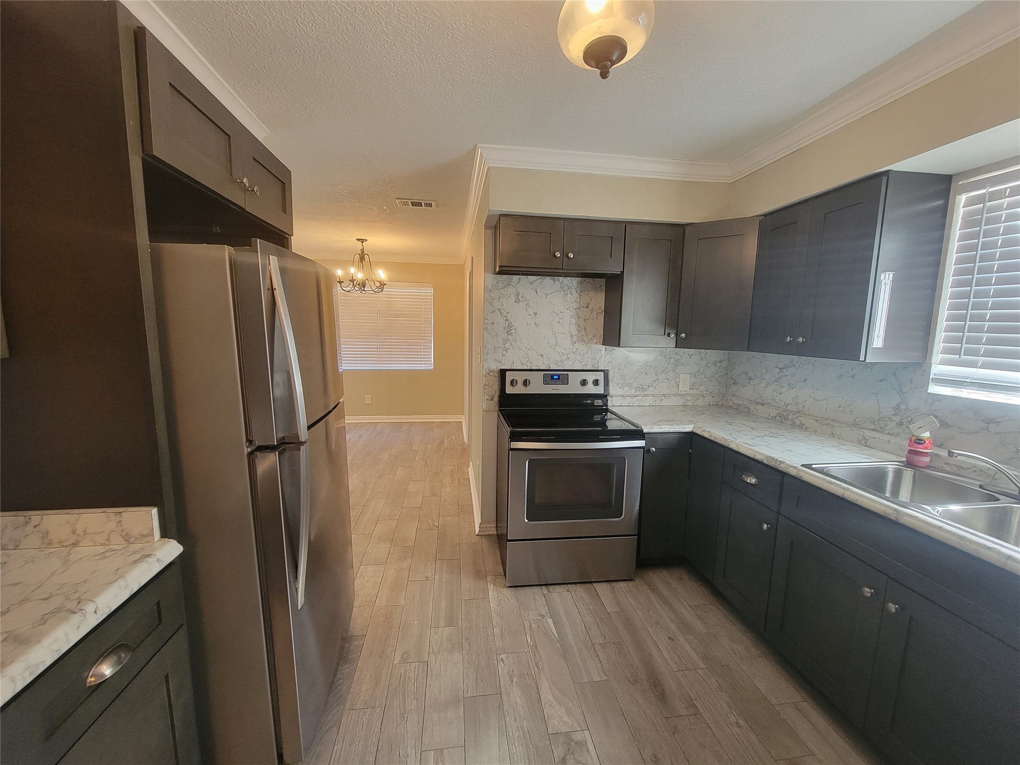 4015 Chapel Square Drive Spring, TX 77388 - Photo 10 of 27