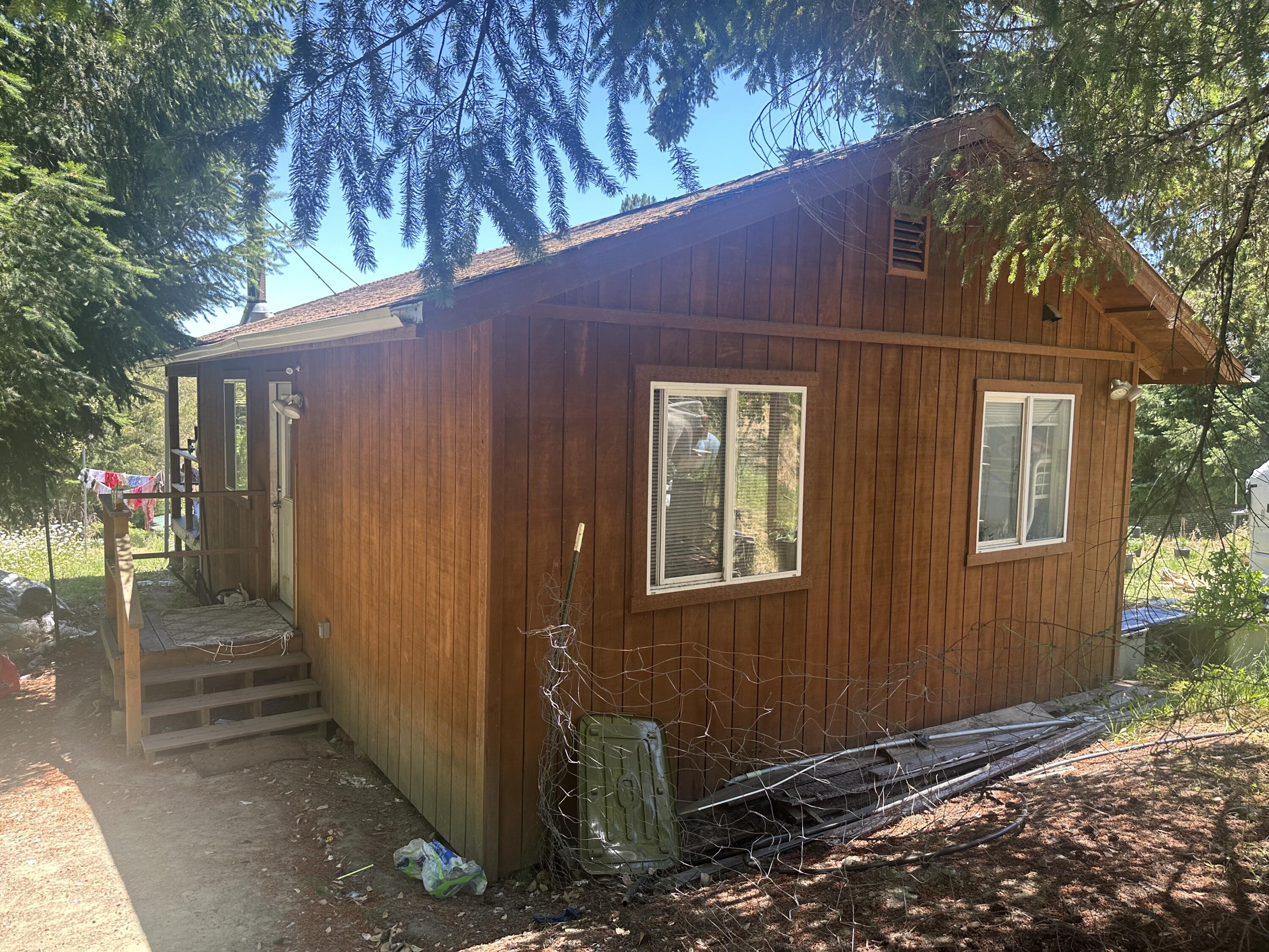 2320 Road B Road Miranda, CA 95553 - Photo 3 of 18 Back of Home
