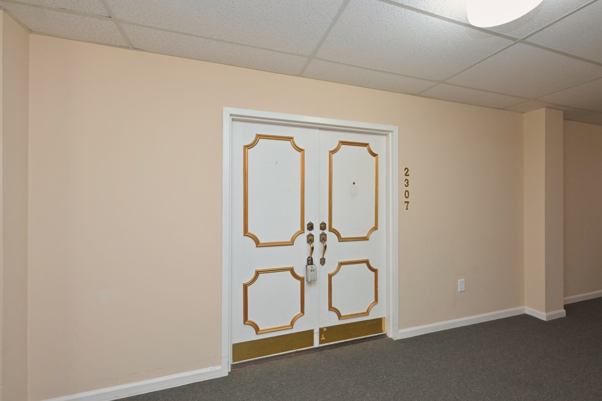 200 Sanders Ferry Road, Unit 2307 Hendersonville, TN 37075 - Photo 2 of 29 a view of entryway