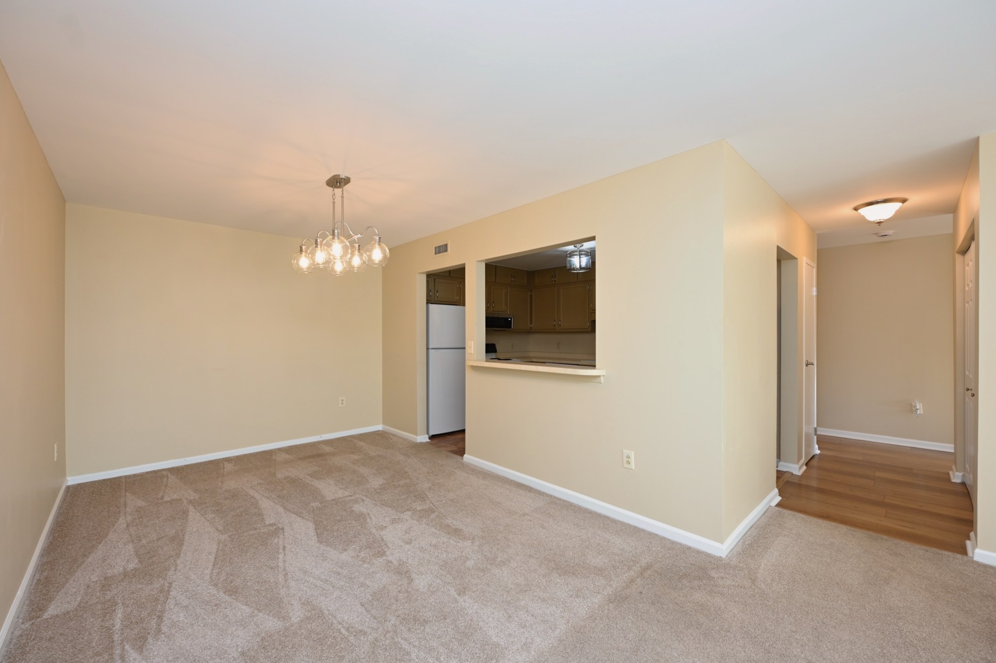 200 Sanders Ferry Road, Unit 2307 Hendersonville, TN 37075 - Photo 7 of 29 a view of an empty room