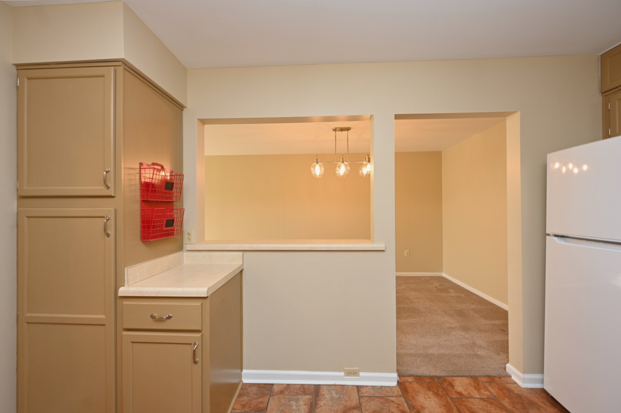 200 Sanders Ferry Road, Unit 2307 Hendersonville, TN 37075 - Photo 9 of 29 a view of walk in closet with empty racks