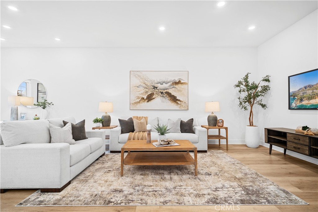 121 Yugen Irvine, CA 92618 - Photo 6 of 29