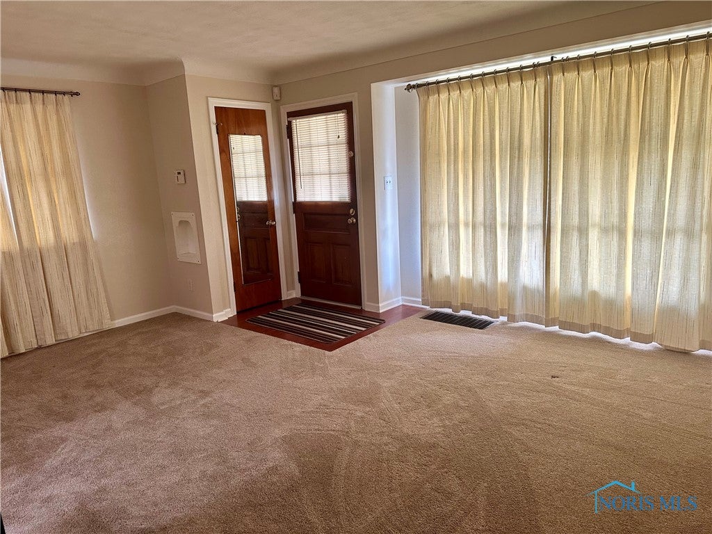 2011 Loxley Road Toledo, OH 43613 - Photo 5 of 11 Gallery Image 5