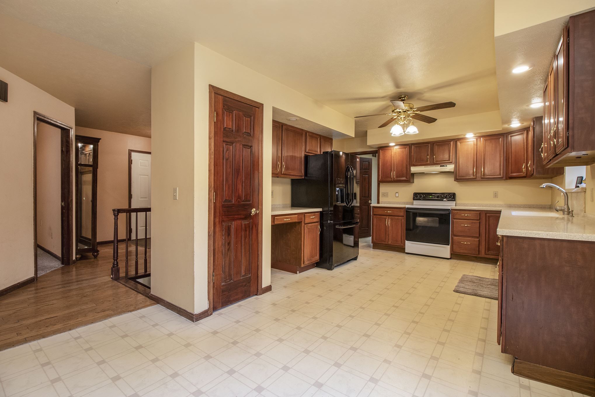 60115 Cedar Road Mishawaka, IN 46544 - Photo 14 of 34