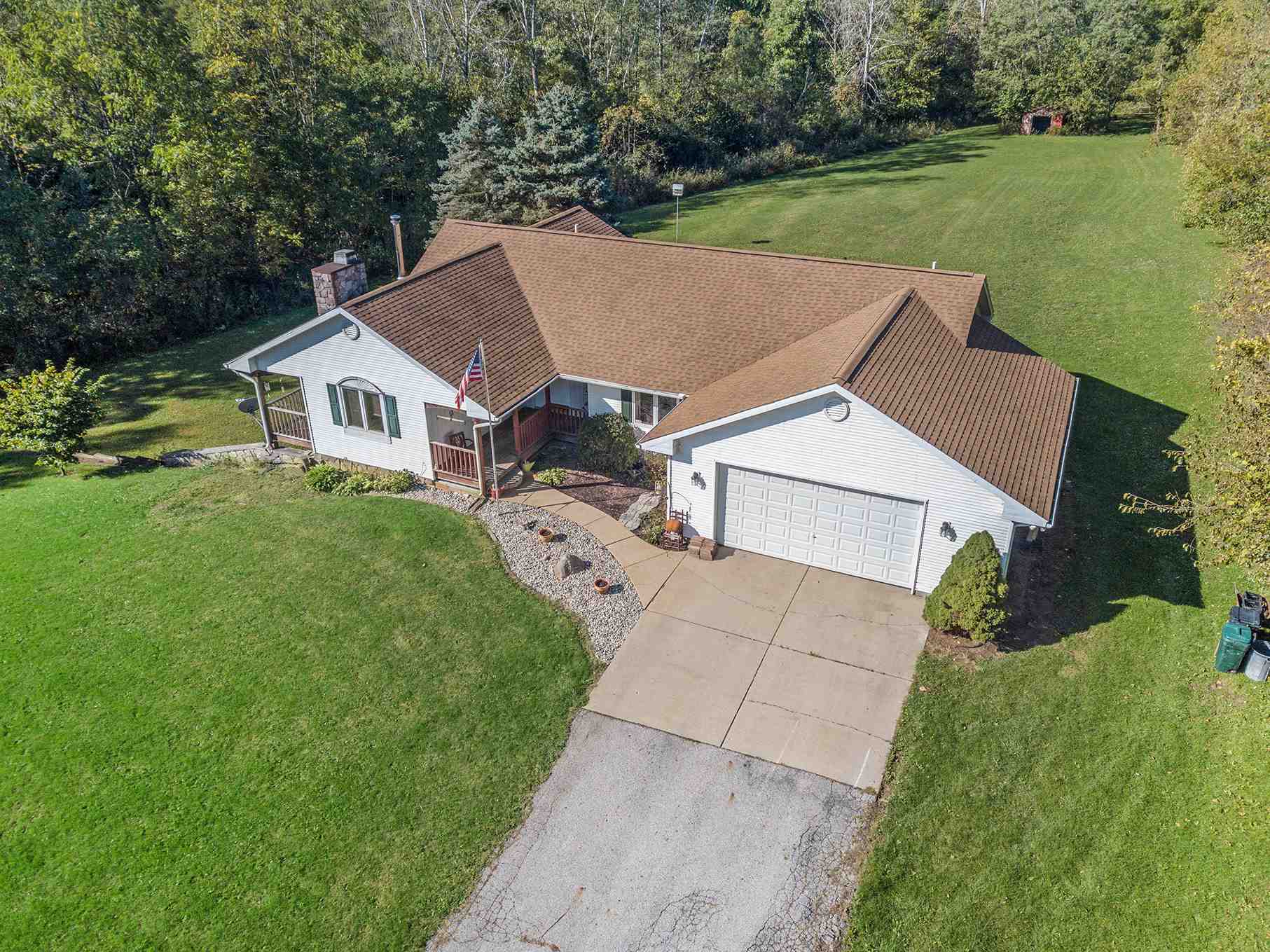 60115 Cedar Road Mishawaka, IN 46544 - Photo 3 of 34