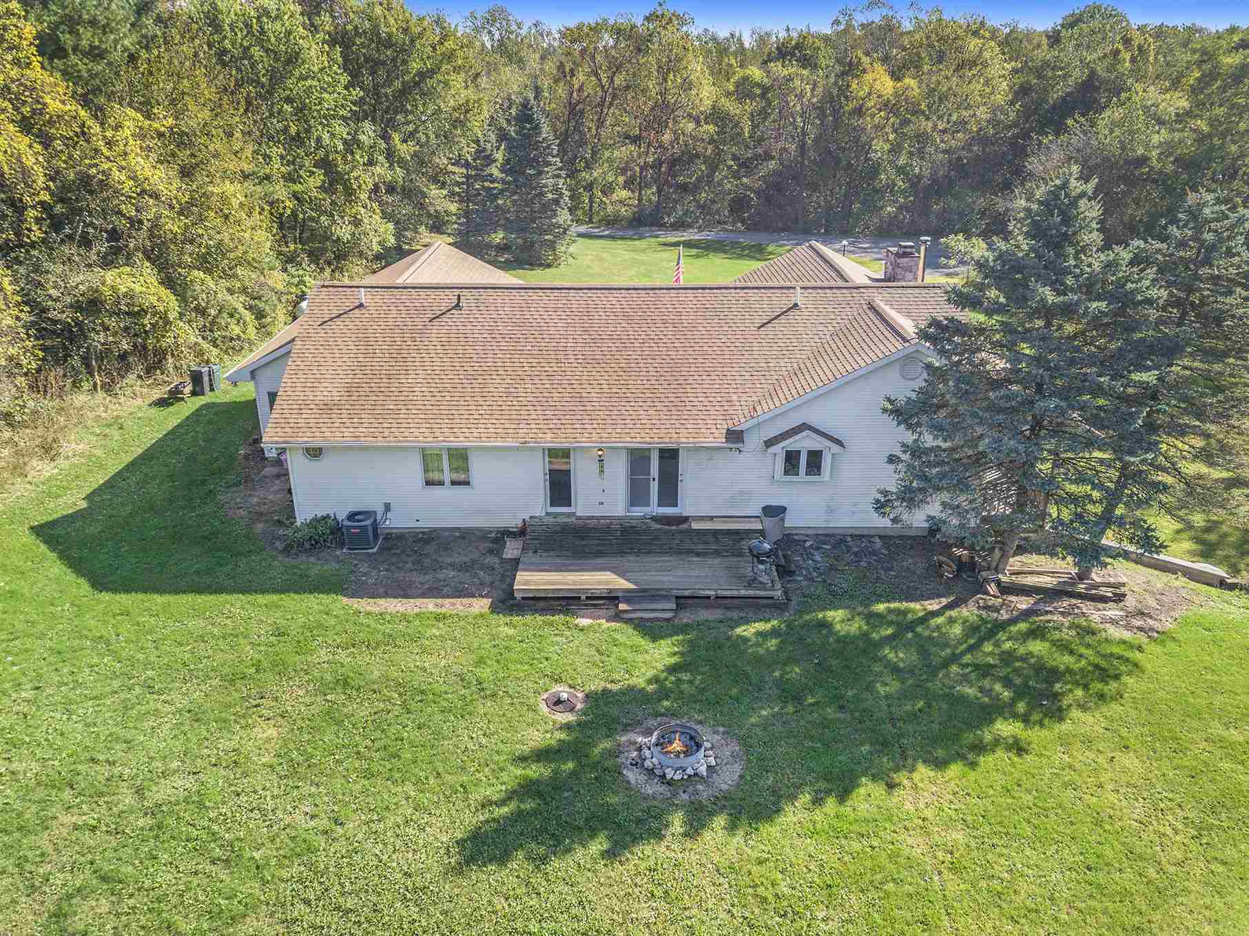 60115 Cedar Road Mishawaka, IN 46544 - Photo 6 of 34