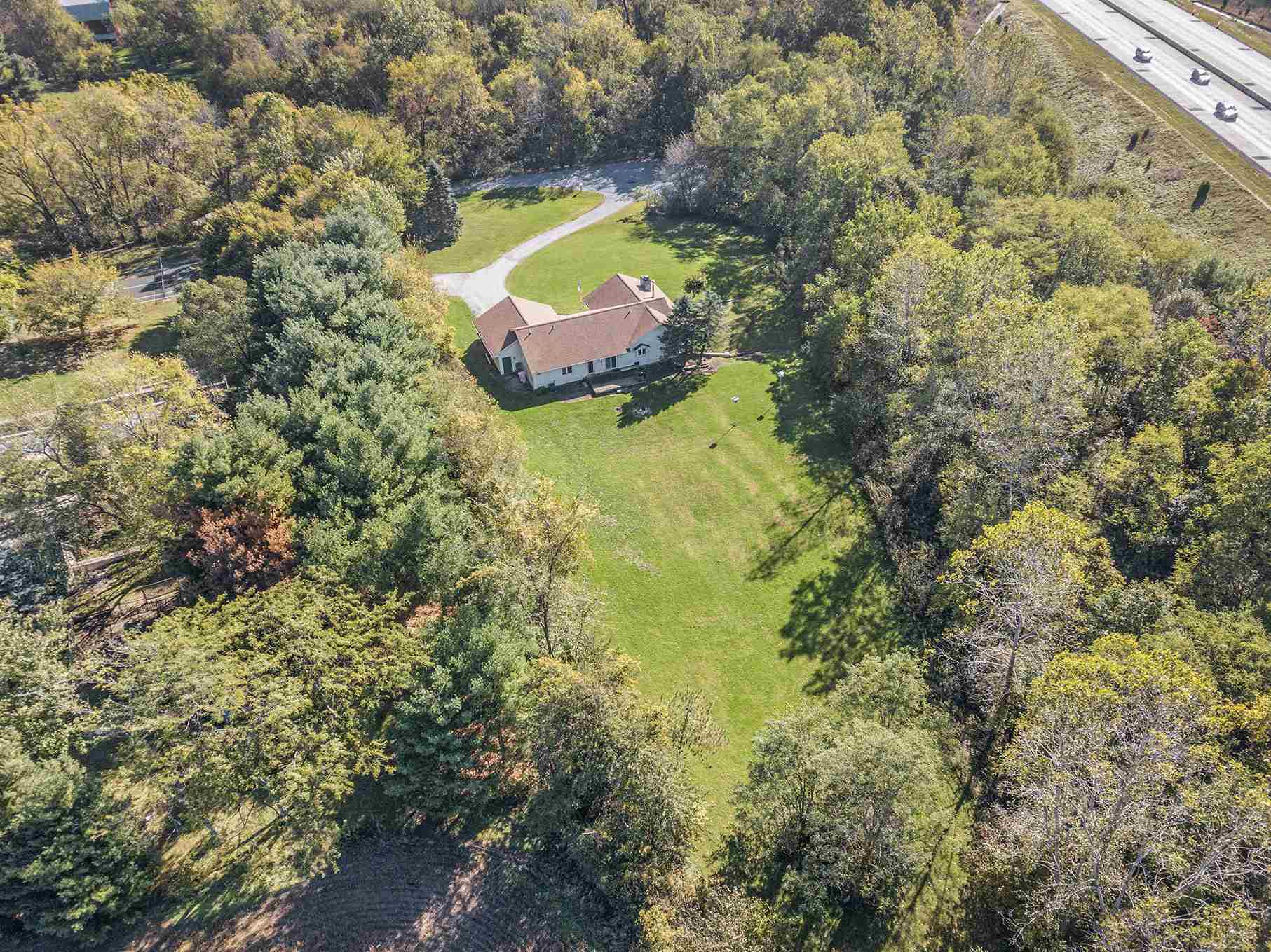 60115 Cedar Road Mishawaka, IN 46544 - Photo 9 of 34