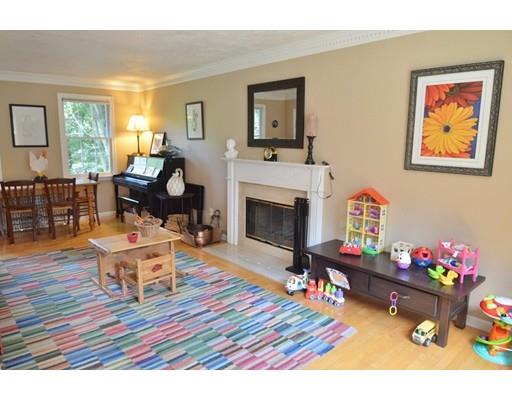 8 Bigelow Road Southborough, MA 01772 - Photo 16 of 42 Gallery Image 16