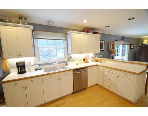 8 Bigelow Road Southborough, MA 01772 - Photo 9 of 42 Gallery Image 9