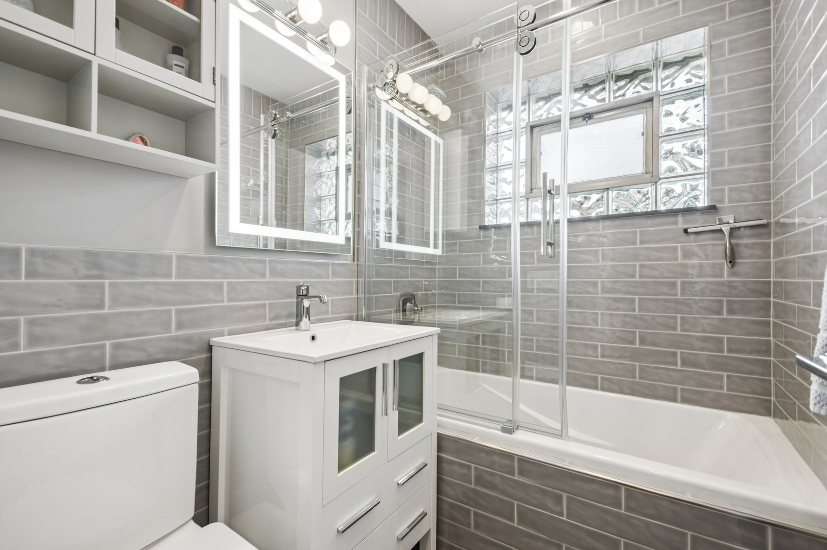 8834 Shermer Road Morton Grove, IL 60053 - Photo 13 of 31