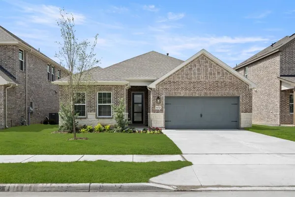 $389,000 | 672 Tyronza Drive, Justin, TX 76247