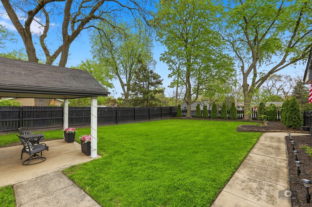 26W350 Jewell Road Winfield, IL 60190 - Photo 23 of 27