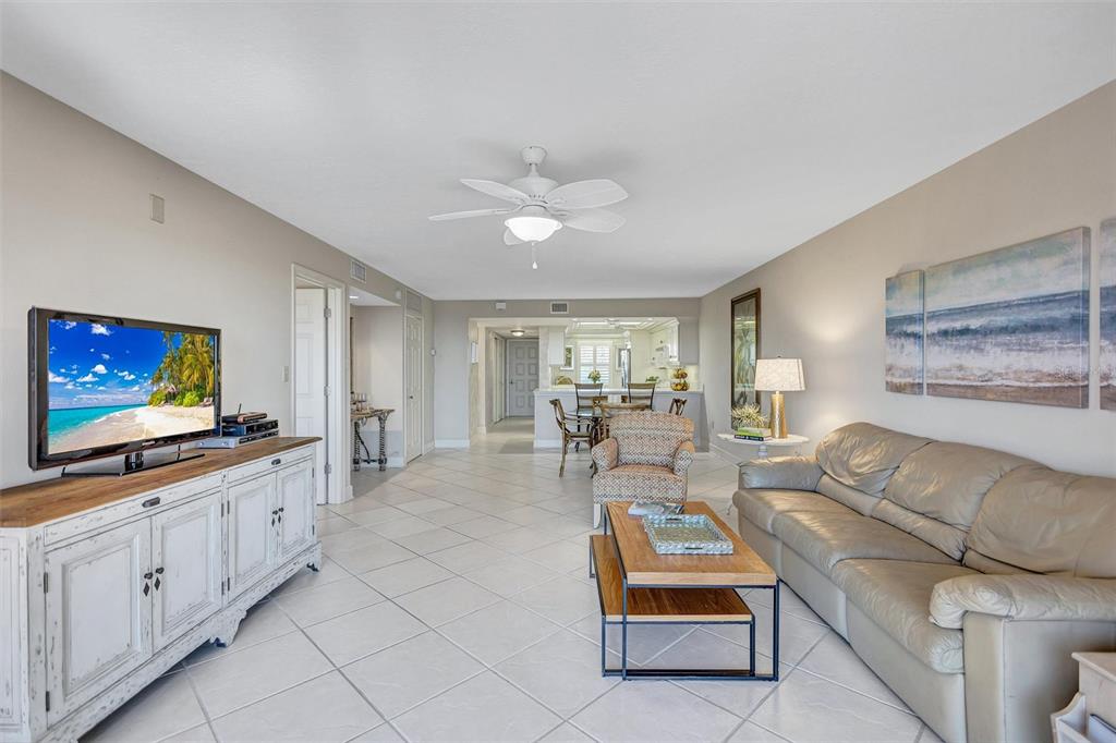 420 Beach Road, Unit 203 Sarasota, FL 34242 - Photo 19 of 91