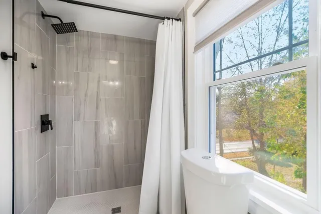 $375,000 | 1705 Southwest Walnut Street, Blue Springs, MO 64015