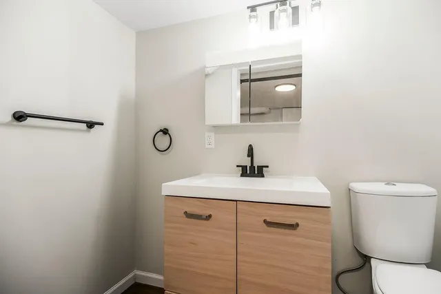 $375,000 | 1705 Southwest Walnut Street, Blue Springs, MO 64015