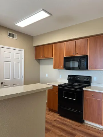 $299,000 | 1201 Whitney Ranch Parkway, Unit PW931, Rocklin, CA 95765
