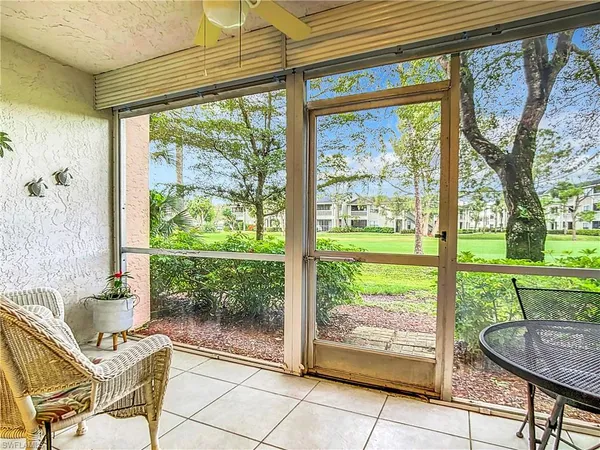 $1,295 | 180 Turtle Lake Court, Unit 103, Naples, FL 34105