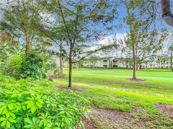 $1,295 | 180 Turtle Lake Court, Unit 103, Naples, FL 34105