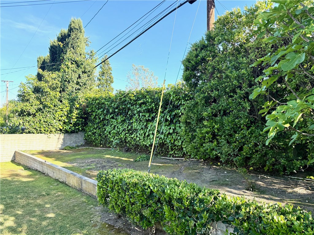 952 Balboa Drive Arcadia, CA 91007 - Photo 24 of 29 a view of a backyard