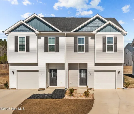 $1,695 | 412 Blockade Shoal Lane, Jacksonville, NC 28546