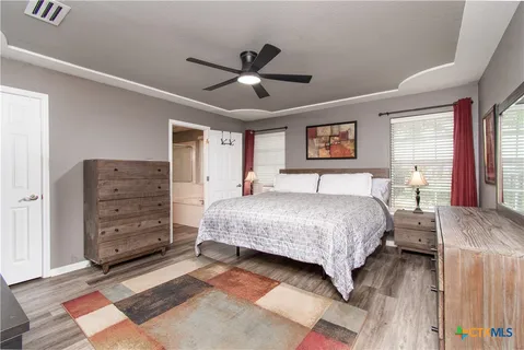 $575,000 | 1292 Cedar Oaks Circle, Temple, TX 76502