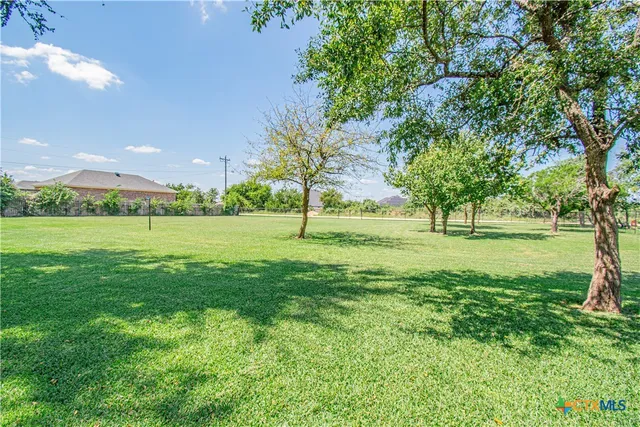 $575,000 | 1292 Cedar Oaks Circle, Temple, TX 76502