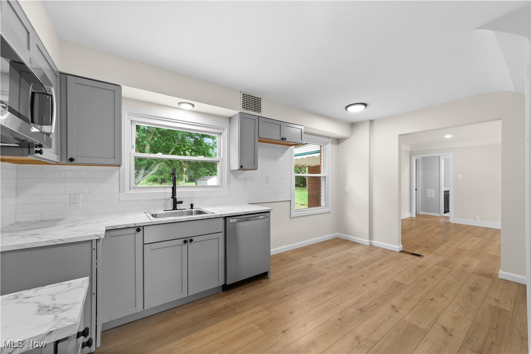 25982 Highland Road Cleveland, OH 44143 - Photo 12 of 43 Gallery Image 12