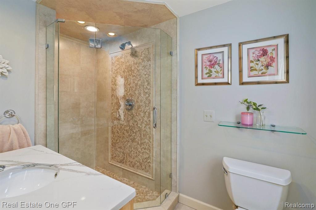 1010 Whittier Road Grosse Pointe Park, MI 48230 - Photo 29 of 44