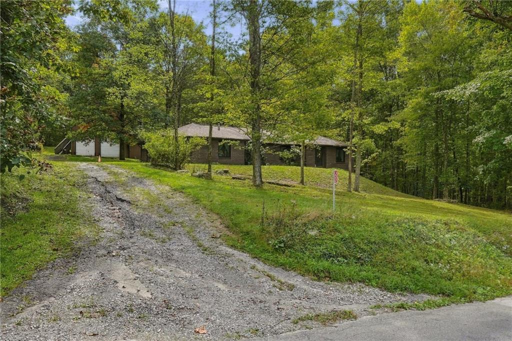 322 Fassinger Road Evans City, PA 16033 - Photo 5 of 18 Gallery Image 5