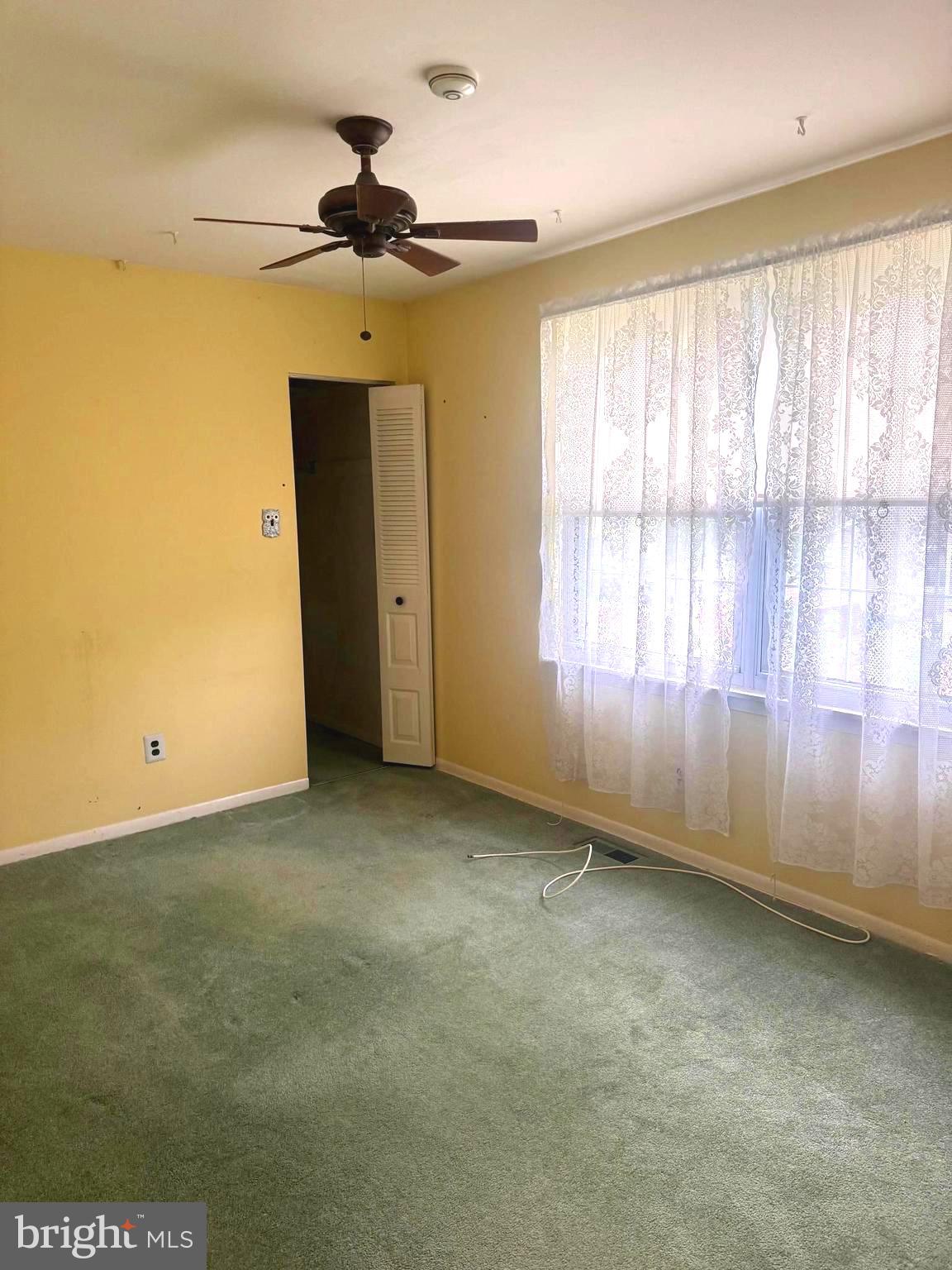 4741 River Road Pennsauken, NJ 08110 - Photo 21 of 26 a view of an empty room with a window