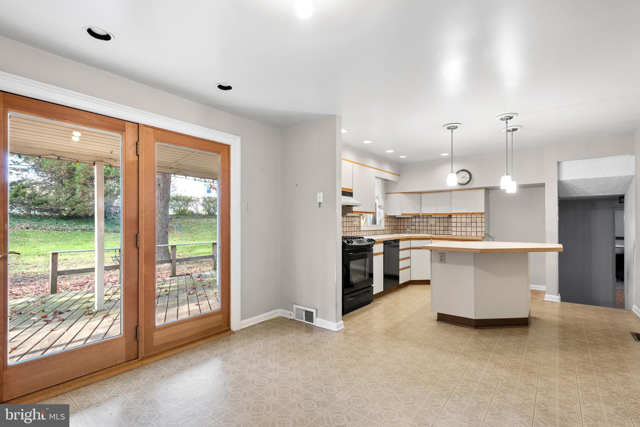 3860 Sidney Road Huntingdon Valley, PA 19006 - Photo 6 of 29 Gallery Image 6
