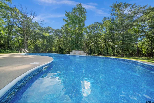 a view of a outdoor space and a yard