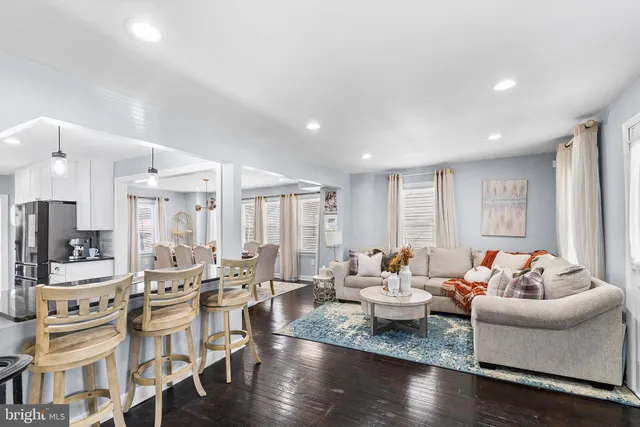 $405,000 | 14 Nicholson Road, West Collingswood Heights, NJ 08059