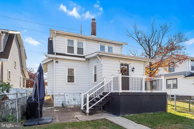 $405,000 | 14 Nicholson Road, West Collingswood Heights, NJ 08059