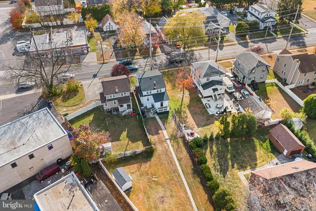 $405,000 | 14 Nicholson Road, West Collingswood Heights, NJ 08059