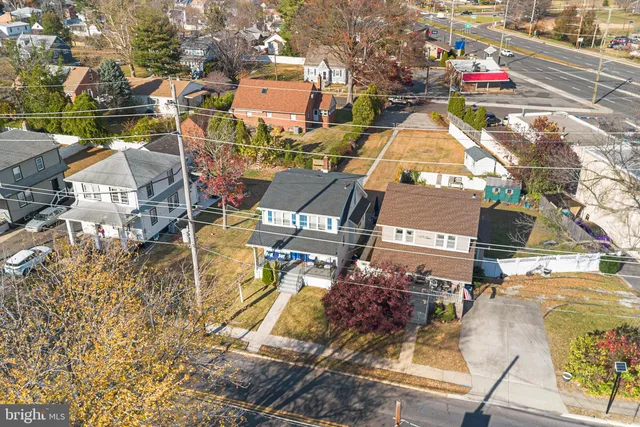 $405,000 | 14 Nicholson Road, West Collingswood Heights, NJ 08059