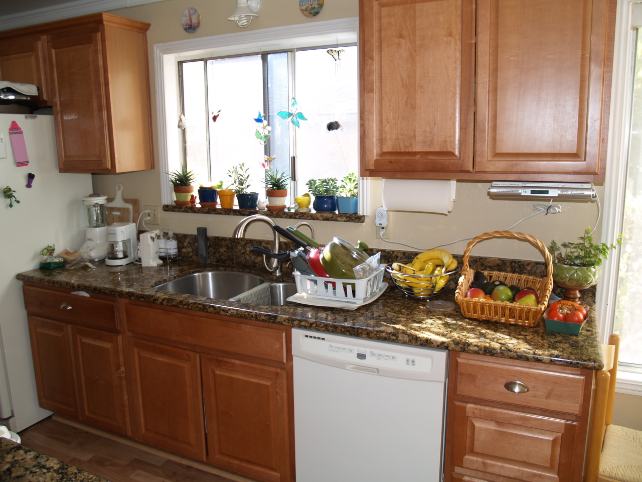 25 North San Marcos Road, Unit B Santa Barbara, CA 93111 - Photo 8 of 19 Kitchen counters