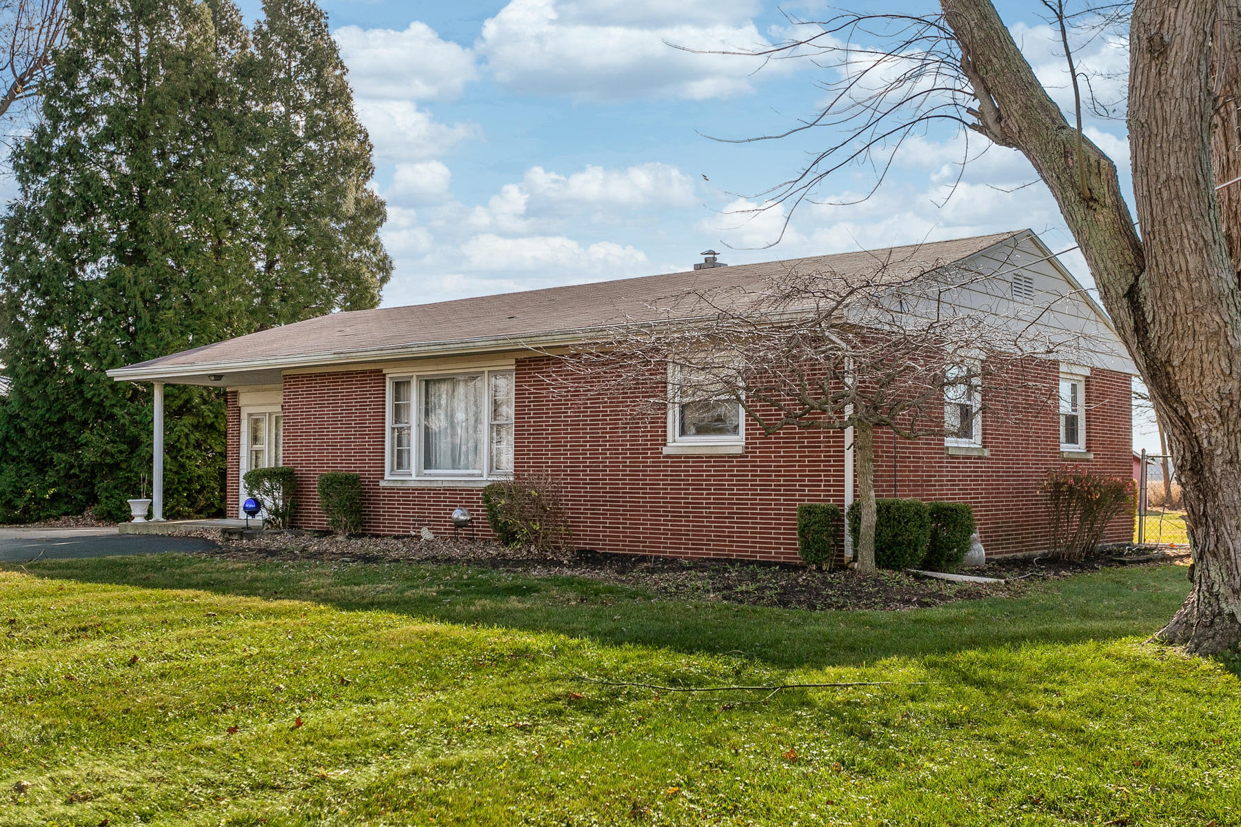 120 East Snodgrass Road Piqua, OH 45356 - Photo 4 of 35