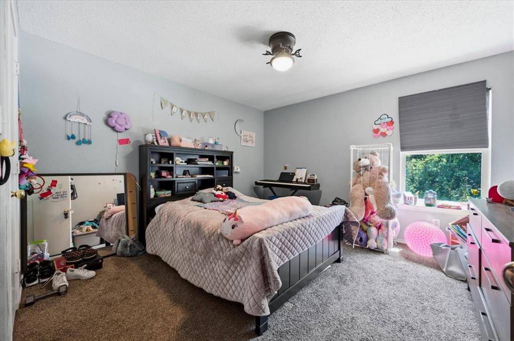 2423 Ranchview Drive Grand Prairie, TX 75052 - Photo 19 of 28 Gallery Image 19