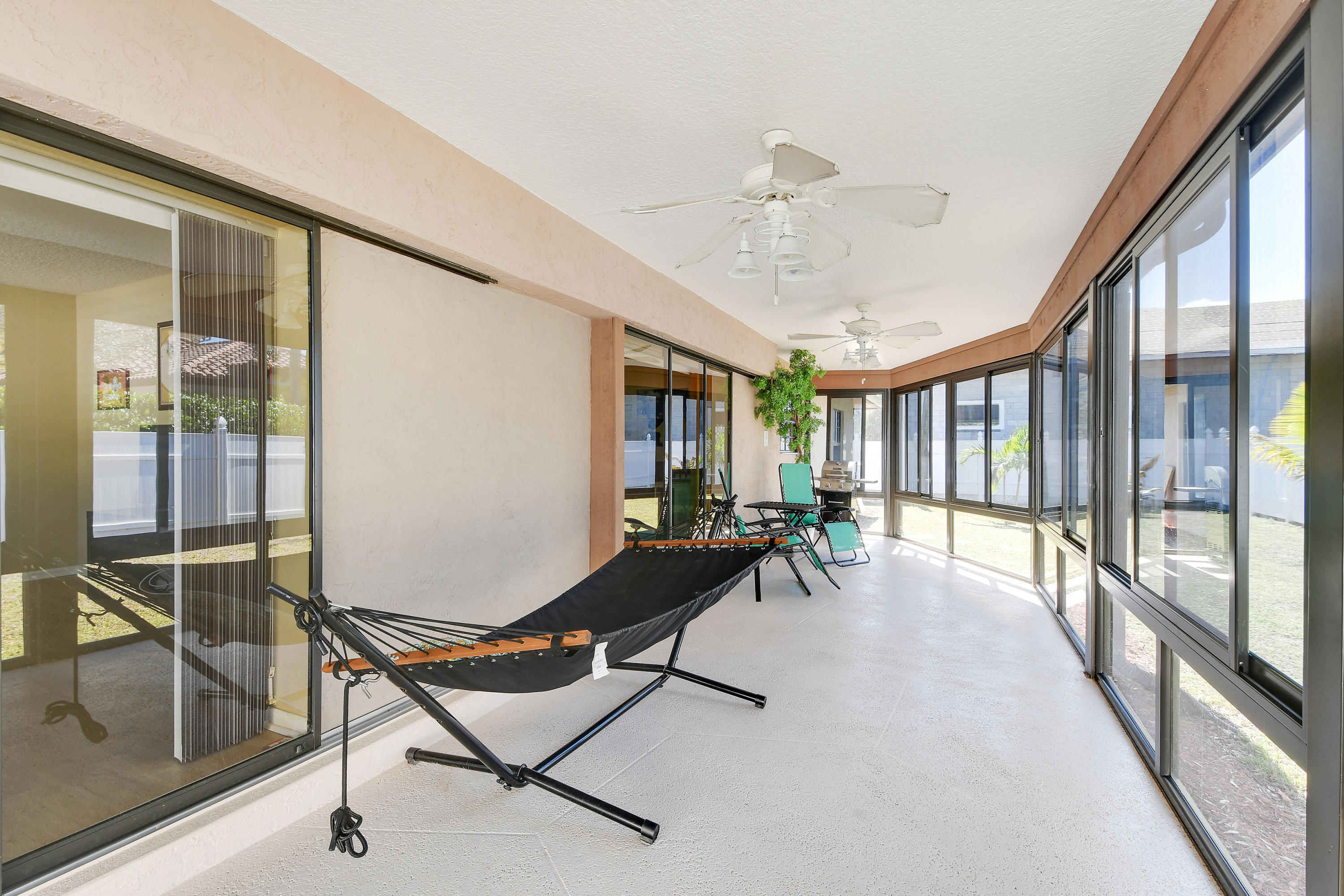 374 West Riverside Drive Tequesta, FL 33469 - Photo 34 of 50 374WRiversideDr_42