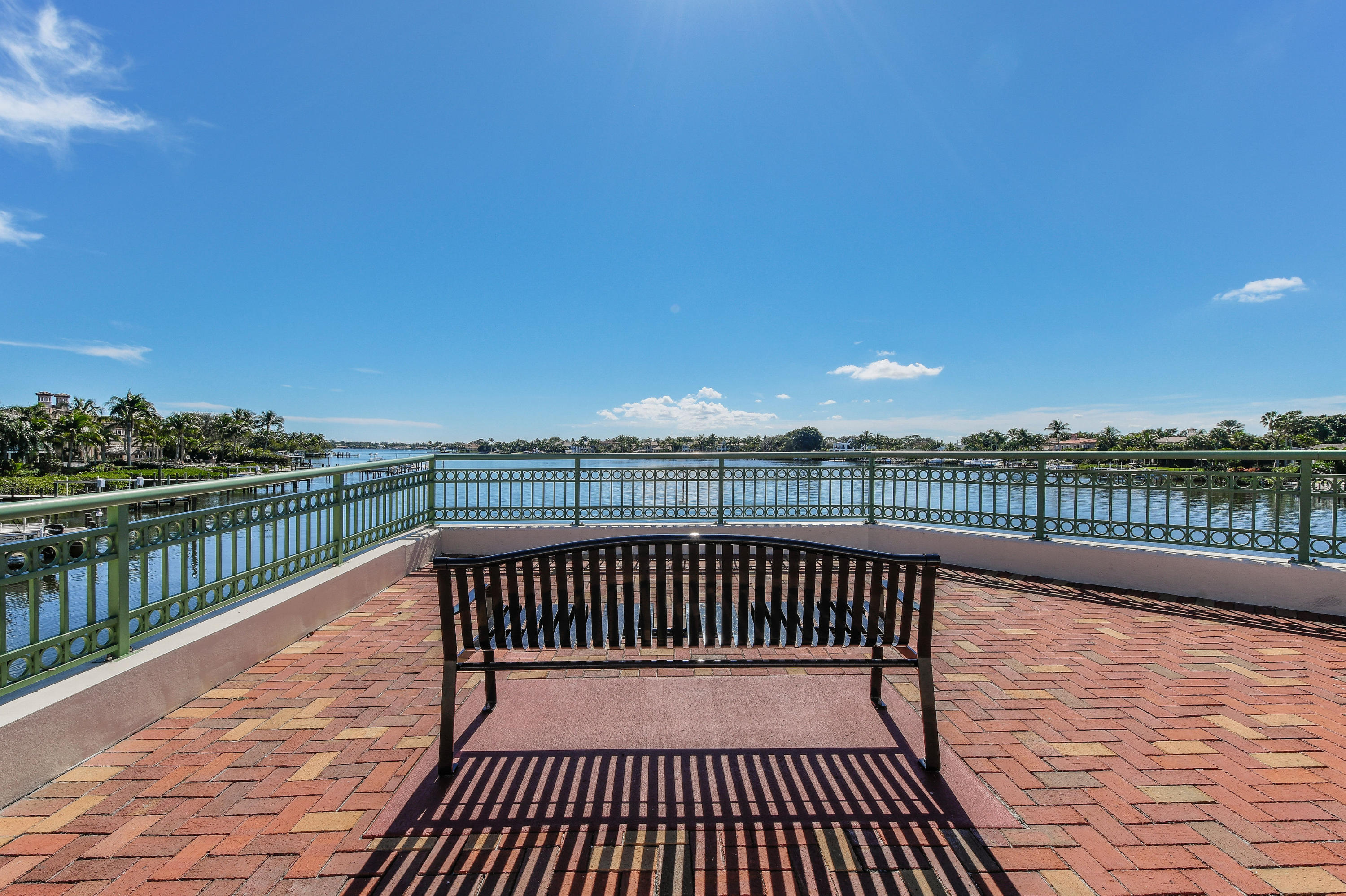 374 West Riverside Drive Tequesta, FL 33469 - Photo 41 of 50 374WRiversideDr_52