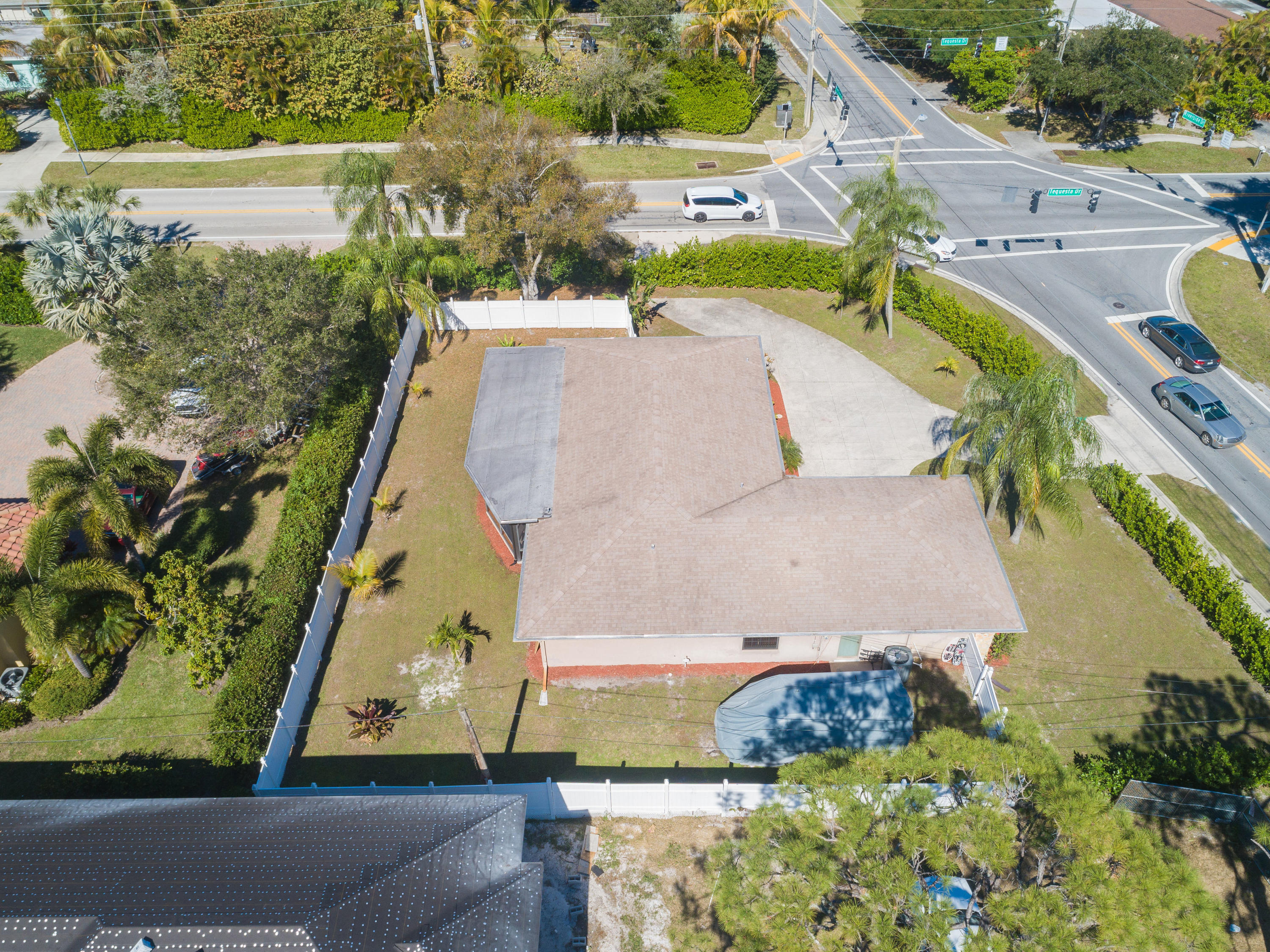 374 West Riverside Drive Tequesta, FL 33469 - Photo 44 of 50 374WRiversideDrAerial_02