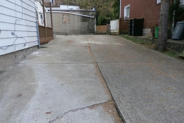 652 Evergreen Road Pittsburgh, PA 15209 - Photo 2 of 21 Spacious parking area!
